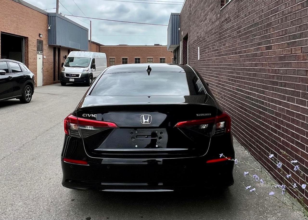 2024 Honda Civic Sedan TOURING, SUNROOF, LEATHER, DRIVE ASSIST, CAR PLAY Photo