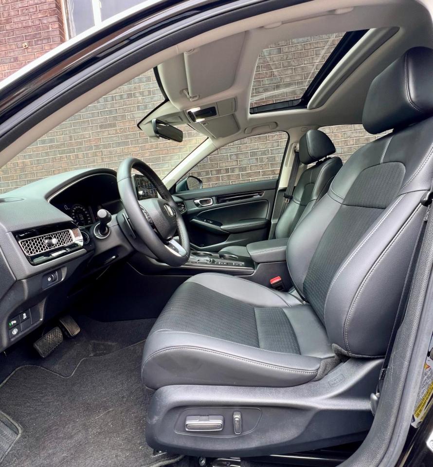2024 Honda Civic Sedan TOURING, SUNROOF, LEATHER, DRIVE ASSIST, CAR PLAY Photo