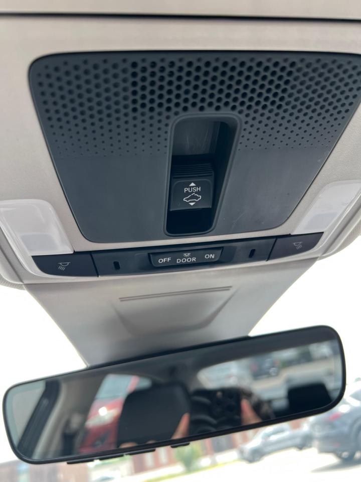 2024 Honda Civic Sedan TOURING, SUNROOF, LEATHER, DRIVE ASSIST, CAR PLAY Photo