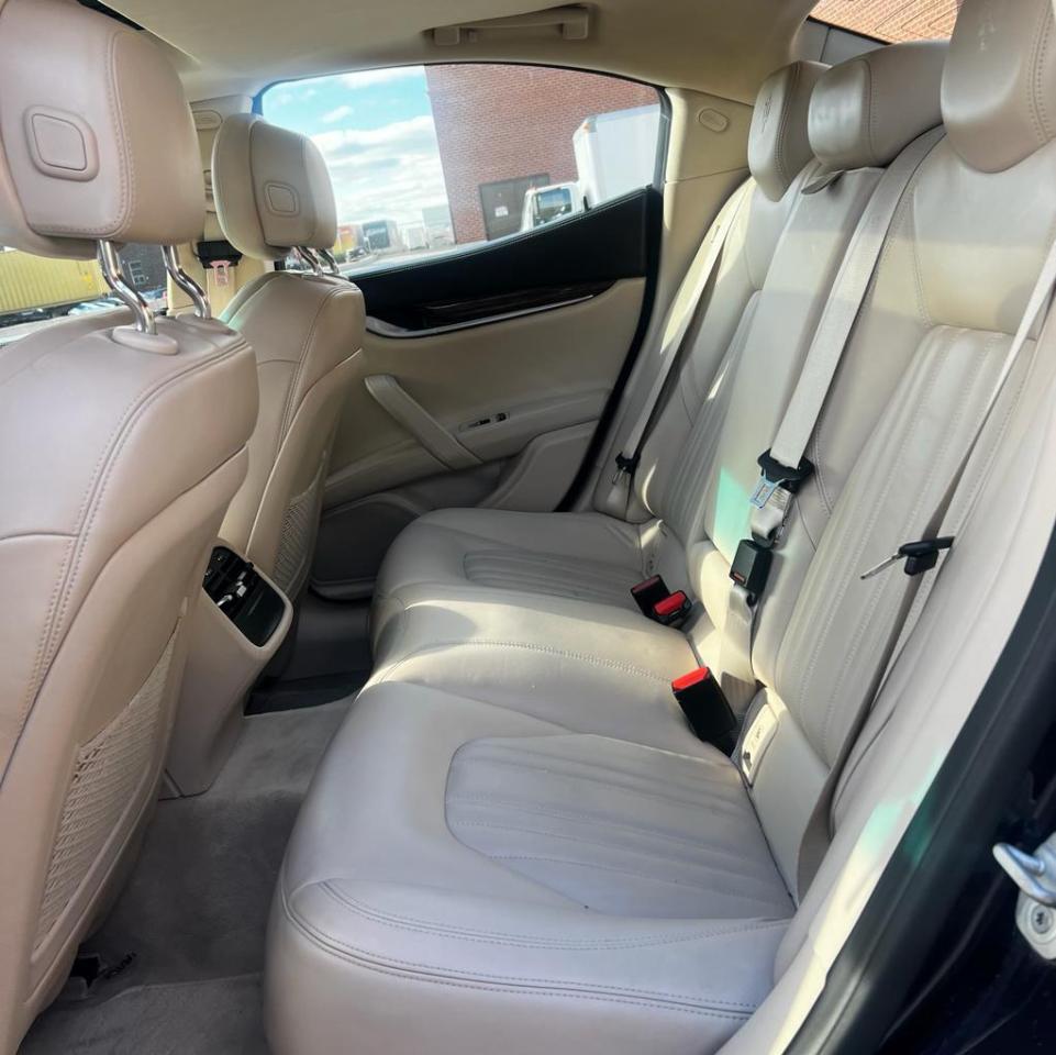 2015 Maserati Ghibli SQ4, SUNROOF, PADDLE SHIFT, NAV, BACKUP CAM Photo