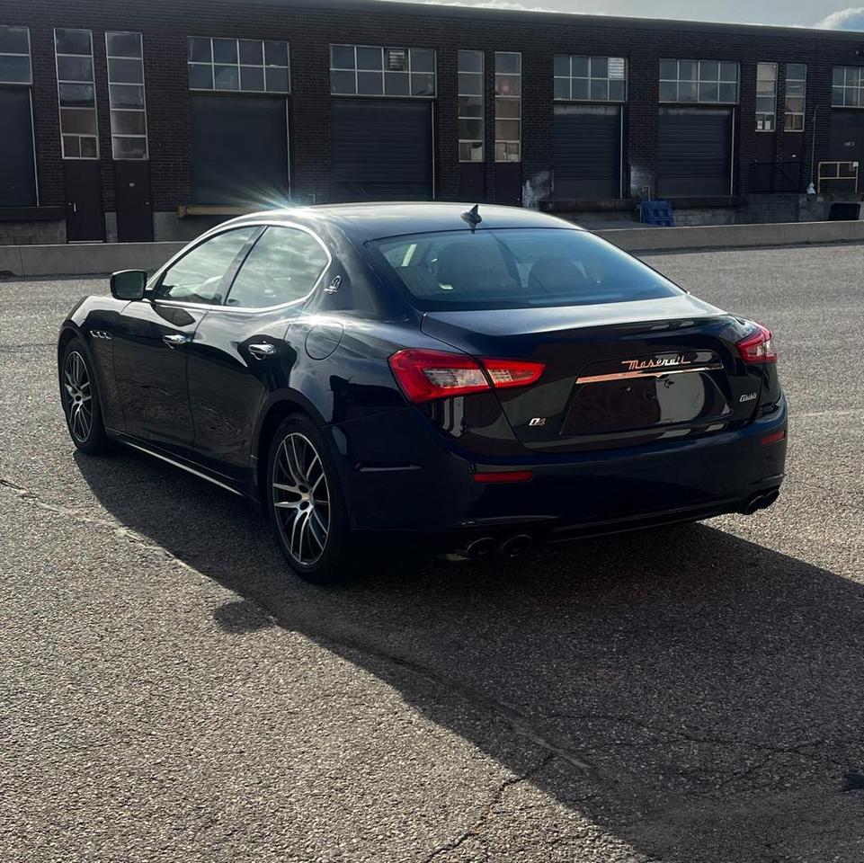 2015 Maserati Ghibli SQ4, SUNROOF, PADDLE SHIFT, NAV, BACKUP CAM Photo3