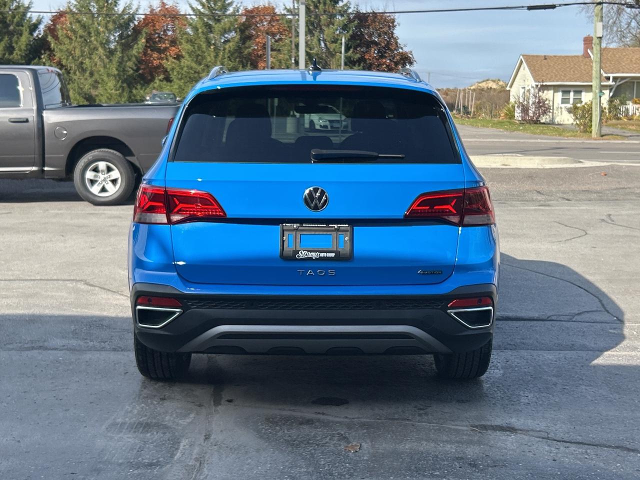 2022 Volkswagen Taos Highline NAVI/LEATHER/PANO ROOF  CALL 613-961-8848 Photo3