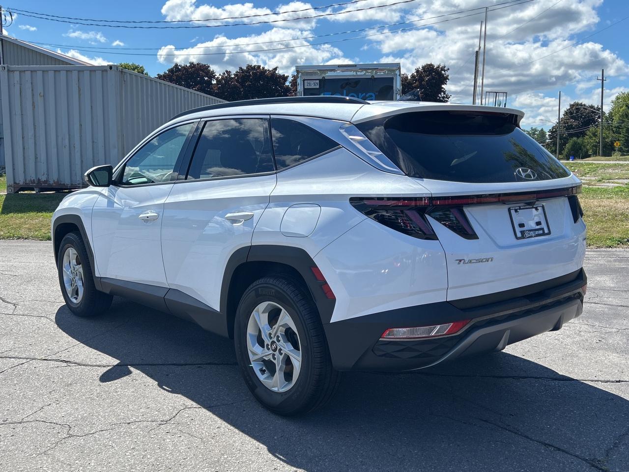 2022 Hyundai Tucson Preferred AWD/PWR ROOF/ADAPTIVE CRUISE CALL PICTON Photo2