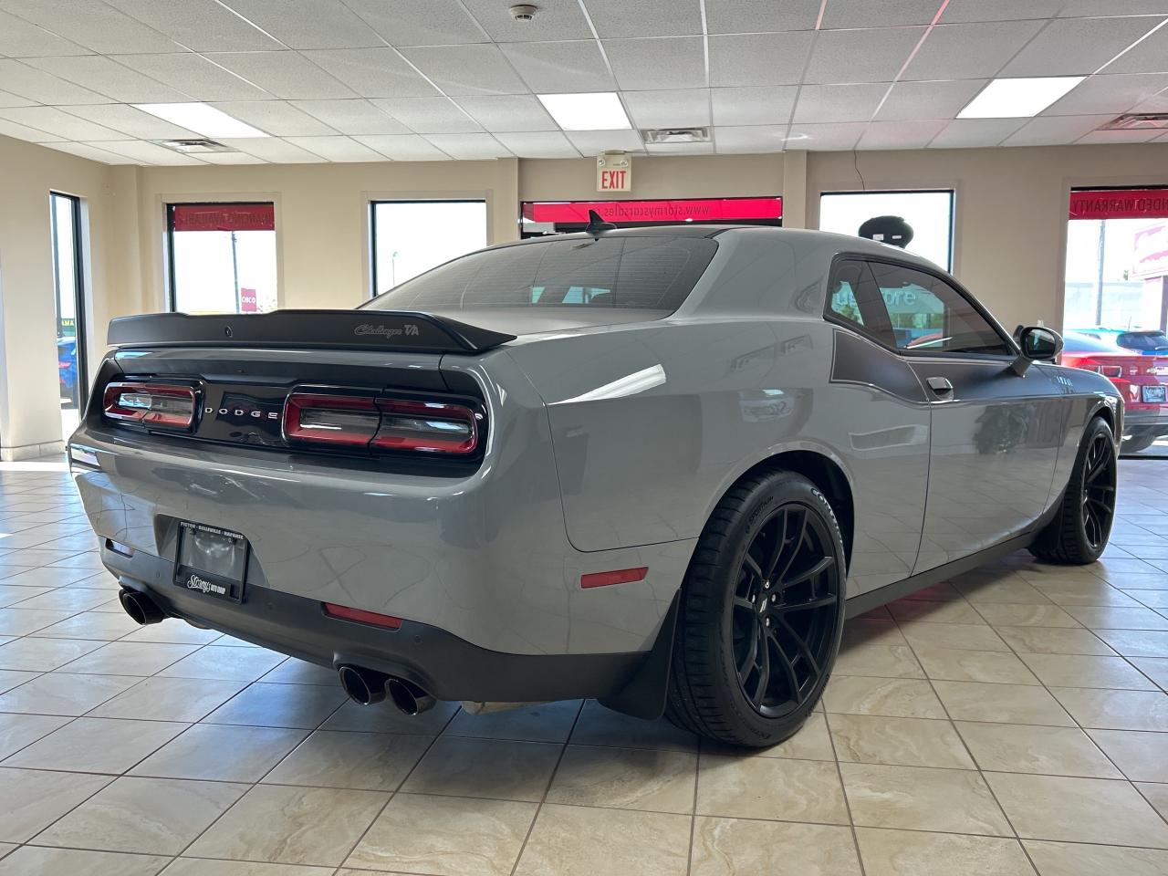 2021 Dodge Challenger R/T T/A 5.7L/ROOF/NAV CALL NAPANEE 613-354-2100 Photo4