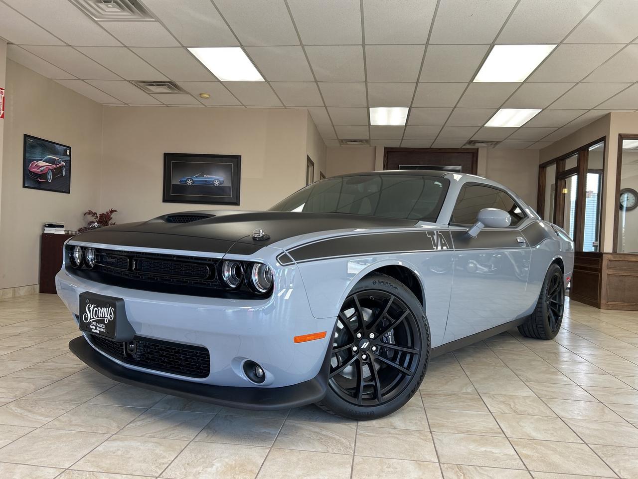 2021 Dodge Challenger R/T T/A 5.7L/ROOF/NAV CALL NAPANEE 613-354-2100 Photo0
