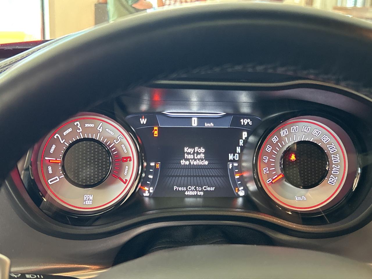 2021 Dodge Challenger R/T T/A 5.7L/ROOF/NAV CALL NAPANEE 613-354-2100 Photo