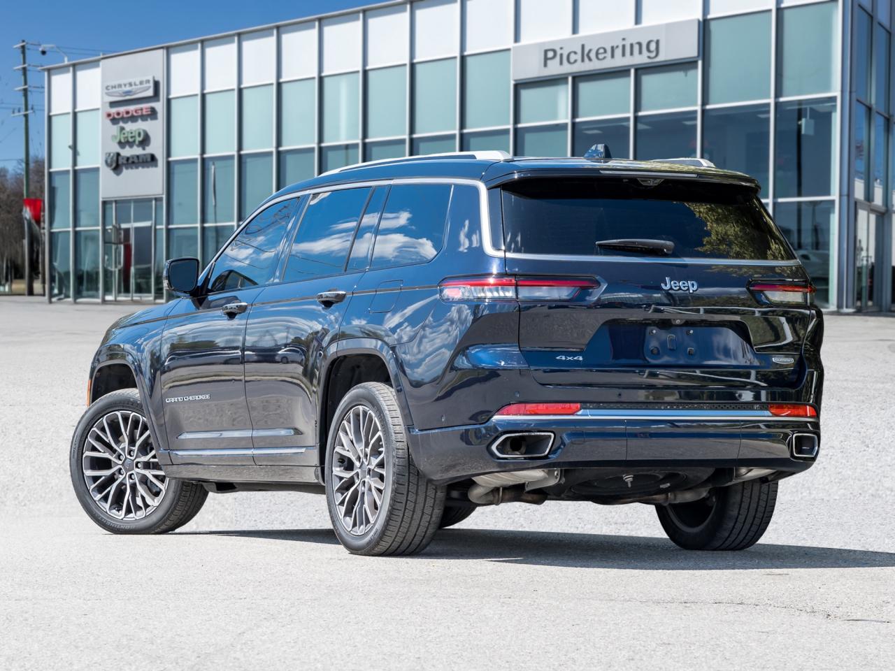 2023 Jeep Grand Cherokee L Summit Reserve 4x4 Photo