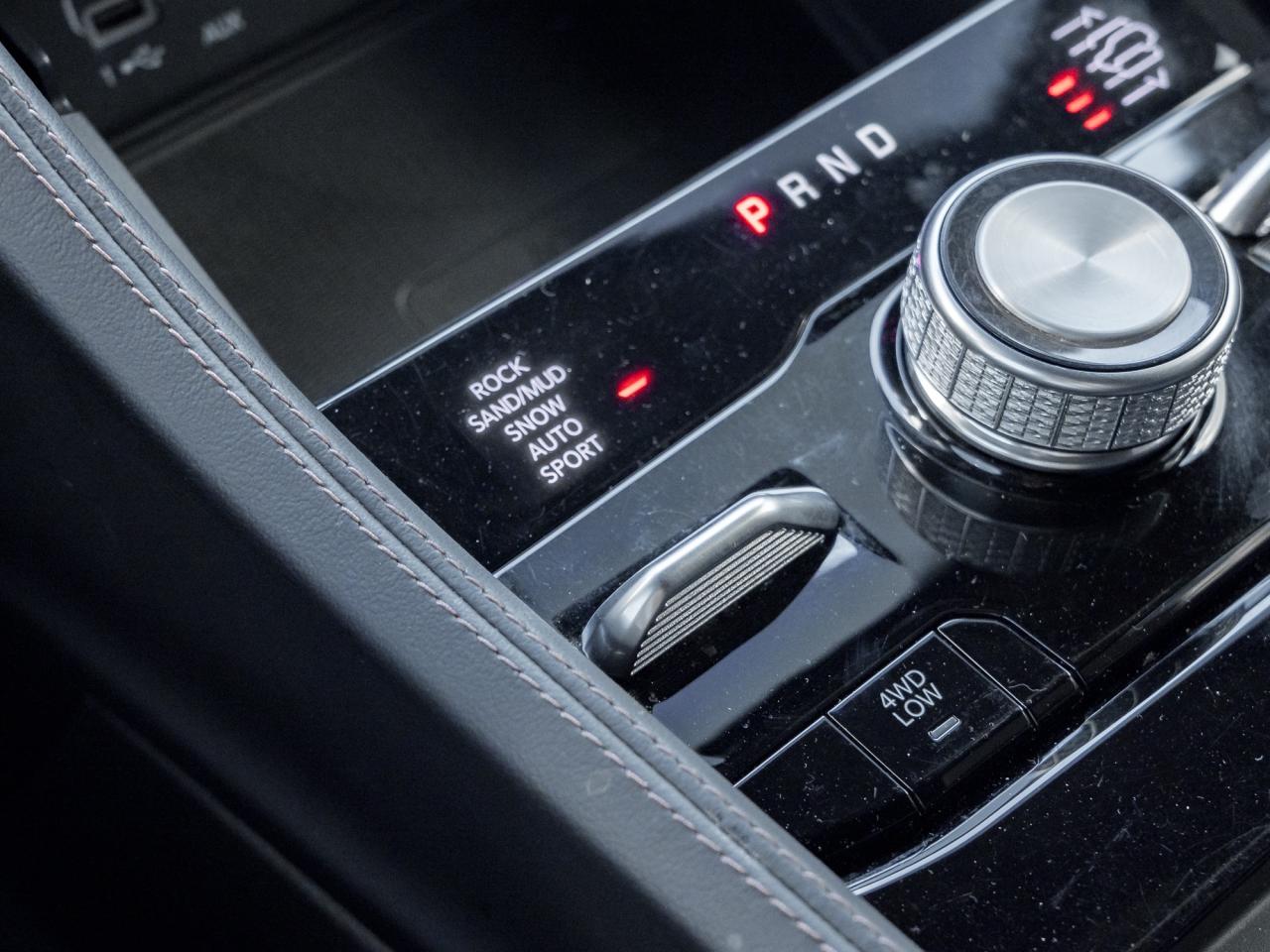 2023 Jeep Grand Cherokee L Summit Reserve 4x4 Photo