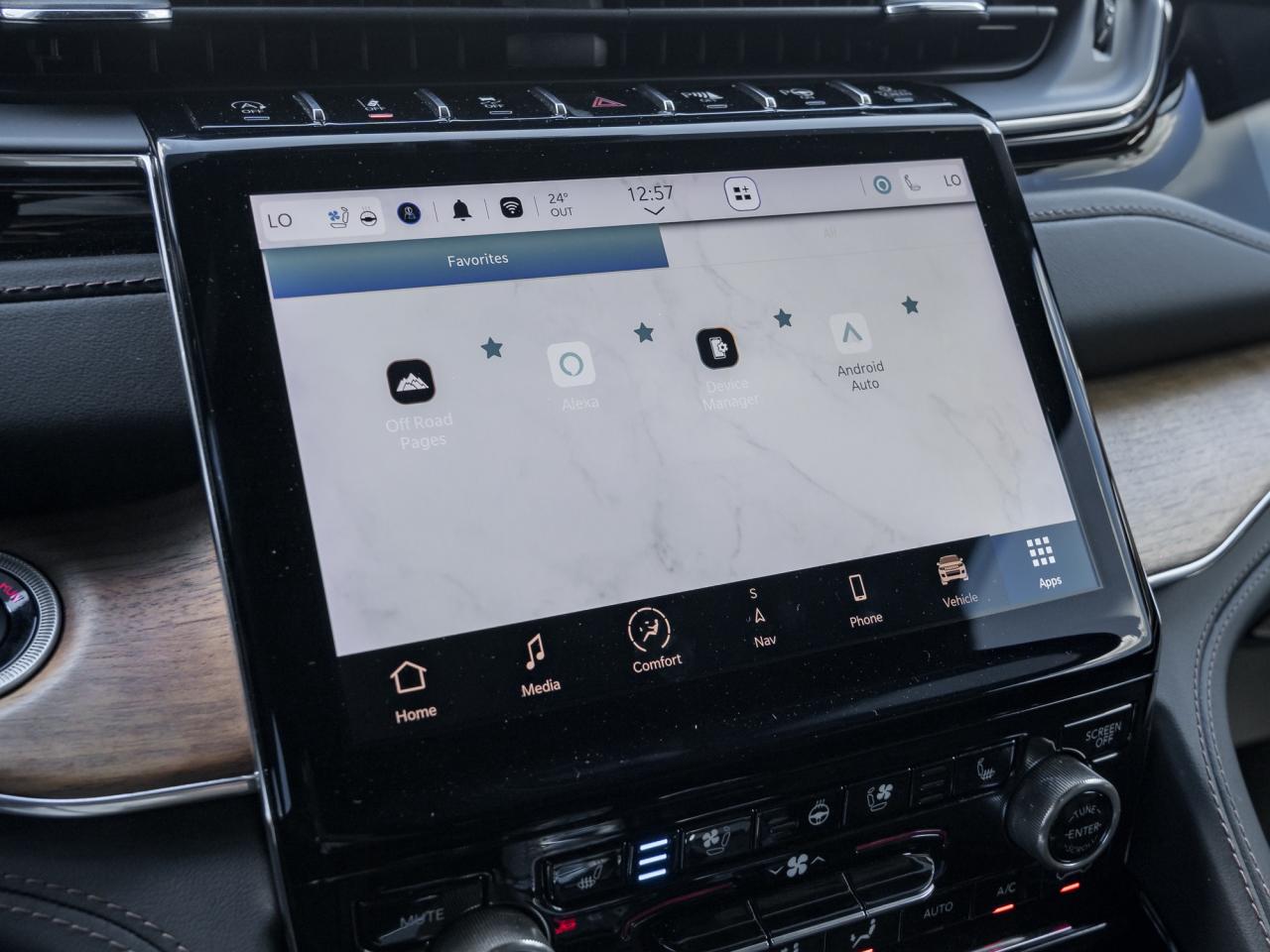 2023 Jeep Grand Cherokee L Summit Reserve 4x4 Photo