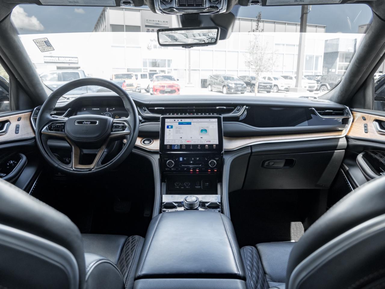 2023 Jeep Grand Cherokee L Summit Reserve 4x4 Photo