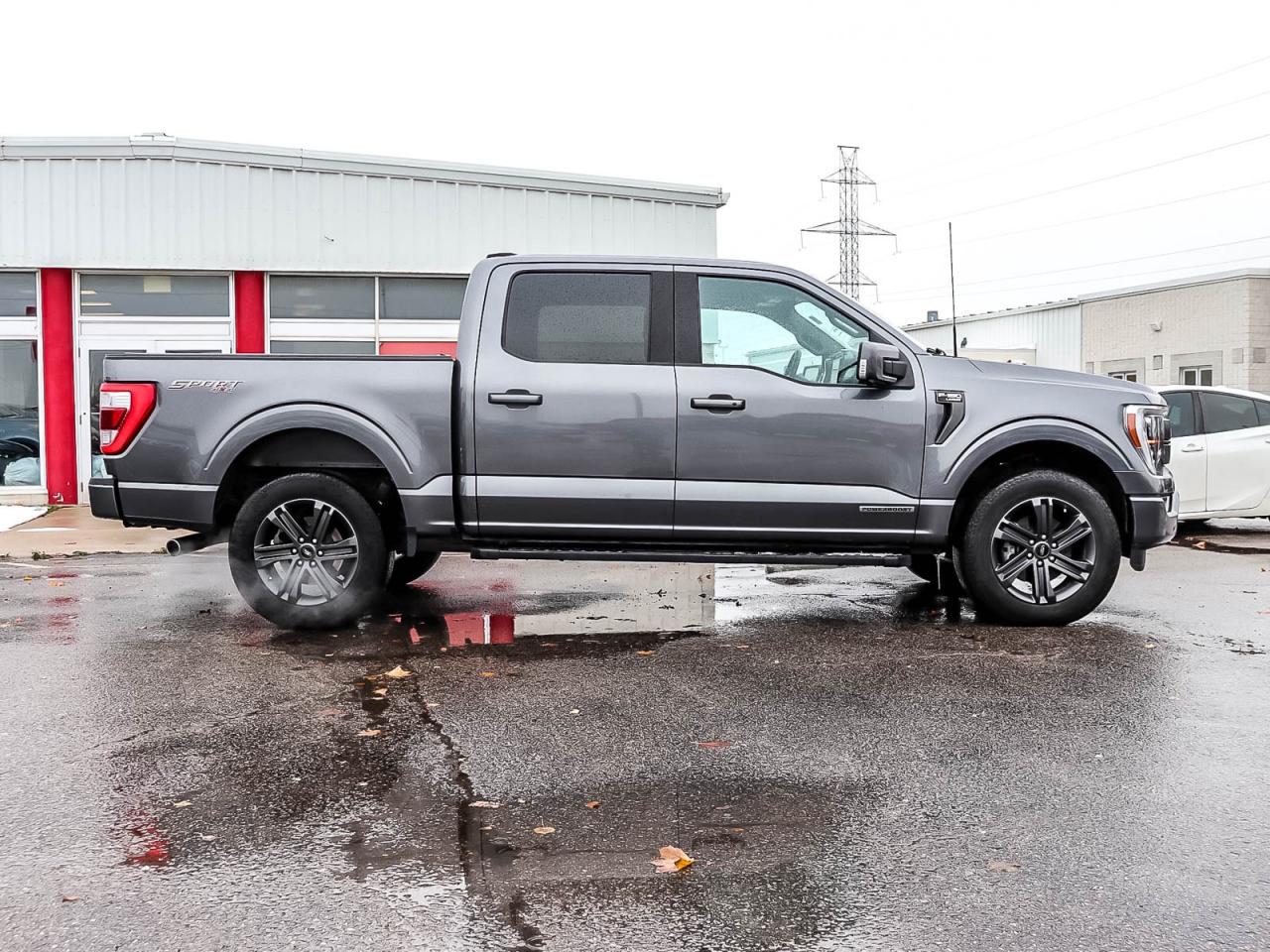 2023 Ford F-150 LARIAT   ONE OWNER   POWERBOOST   PANO ROOF Photo2