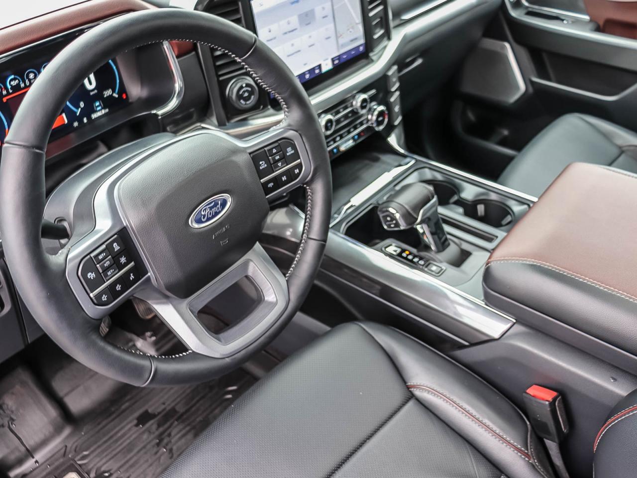 2023 Ford F-150 LARIAT   ONE OWNER   POWERBOOST   PANO ROOF Photo