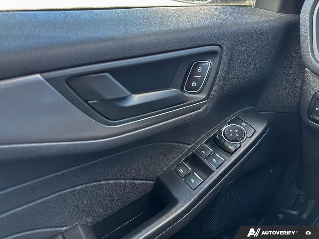 2023 Ford Escape Active AWD   HTD WHEEL   HTD SEATS   PUSH START Photo