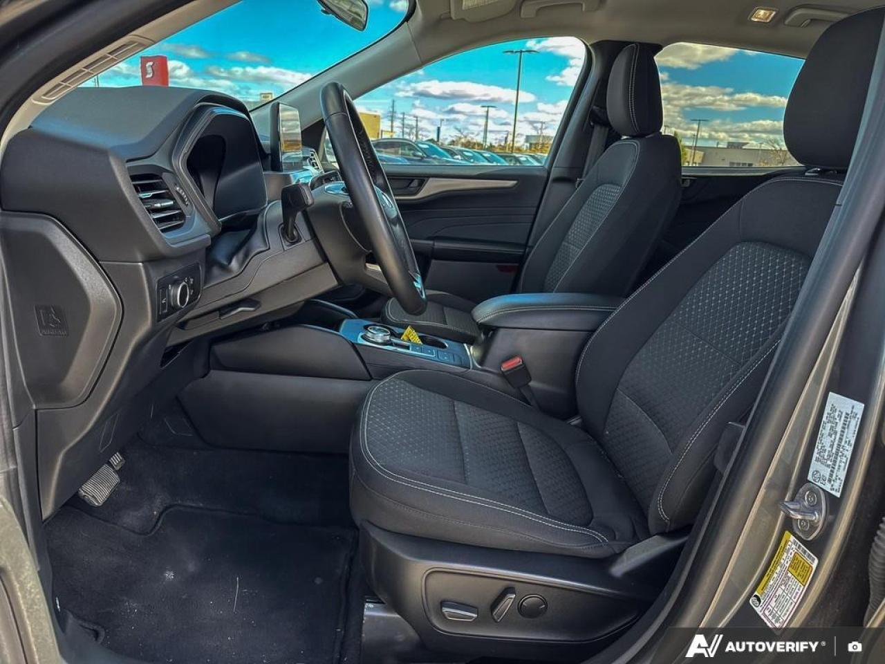 2023 Ford Escape Active AWD   HTD WHEEL   HTD SEATS   PUSH START Photo