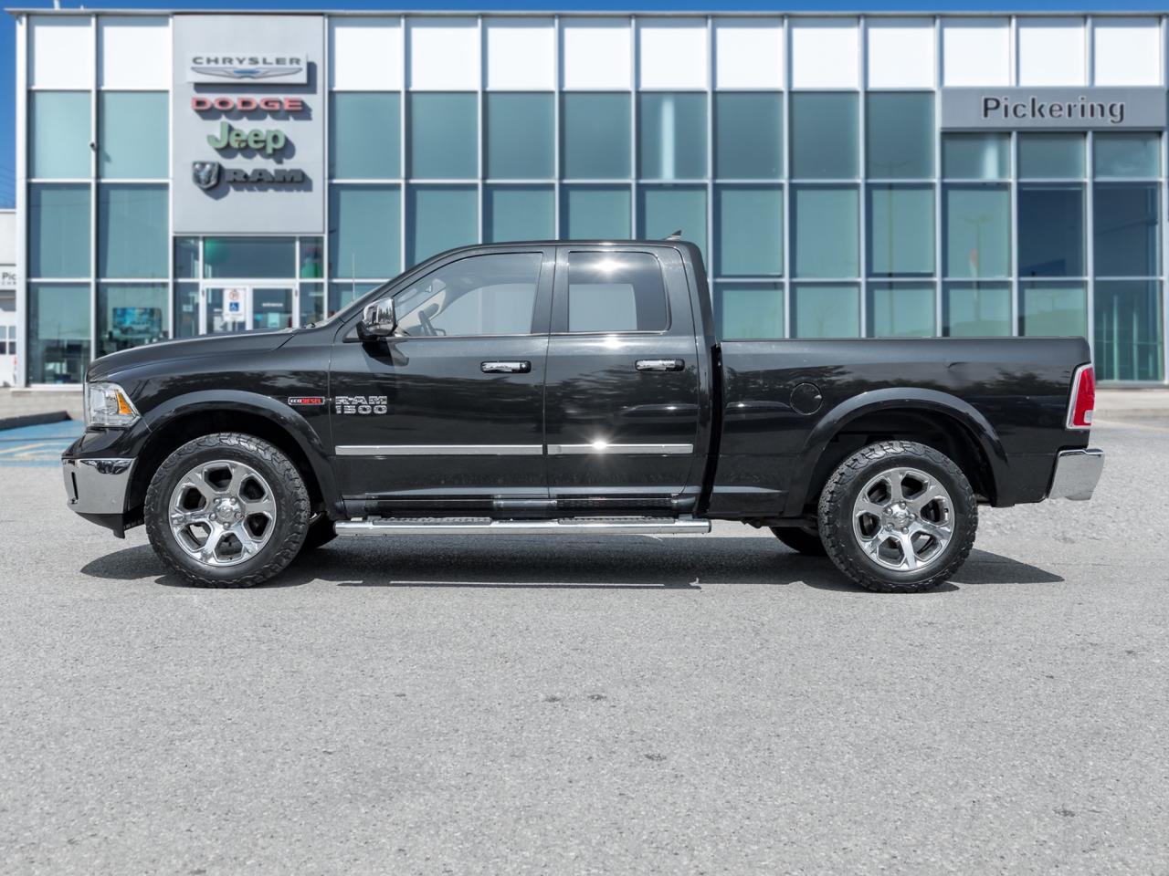 2018 RAM 1500 Laramie 4x4 Quad Cab  NAVI   ROOF  LEATHER Photo2