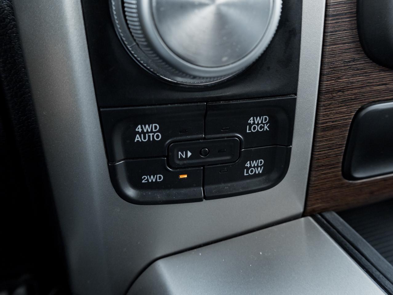 2018 RAM 1500 Laramie 4x4 Quad Cab  NAVI   ROOF  LEATHER Photo