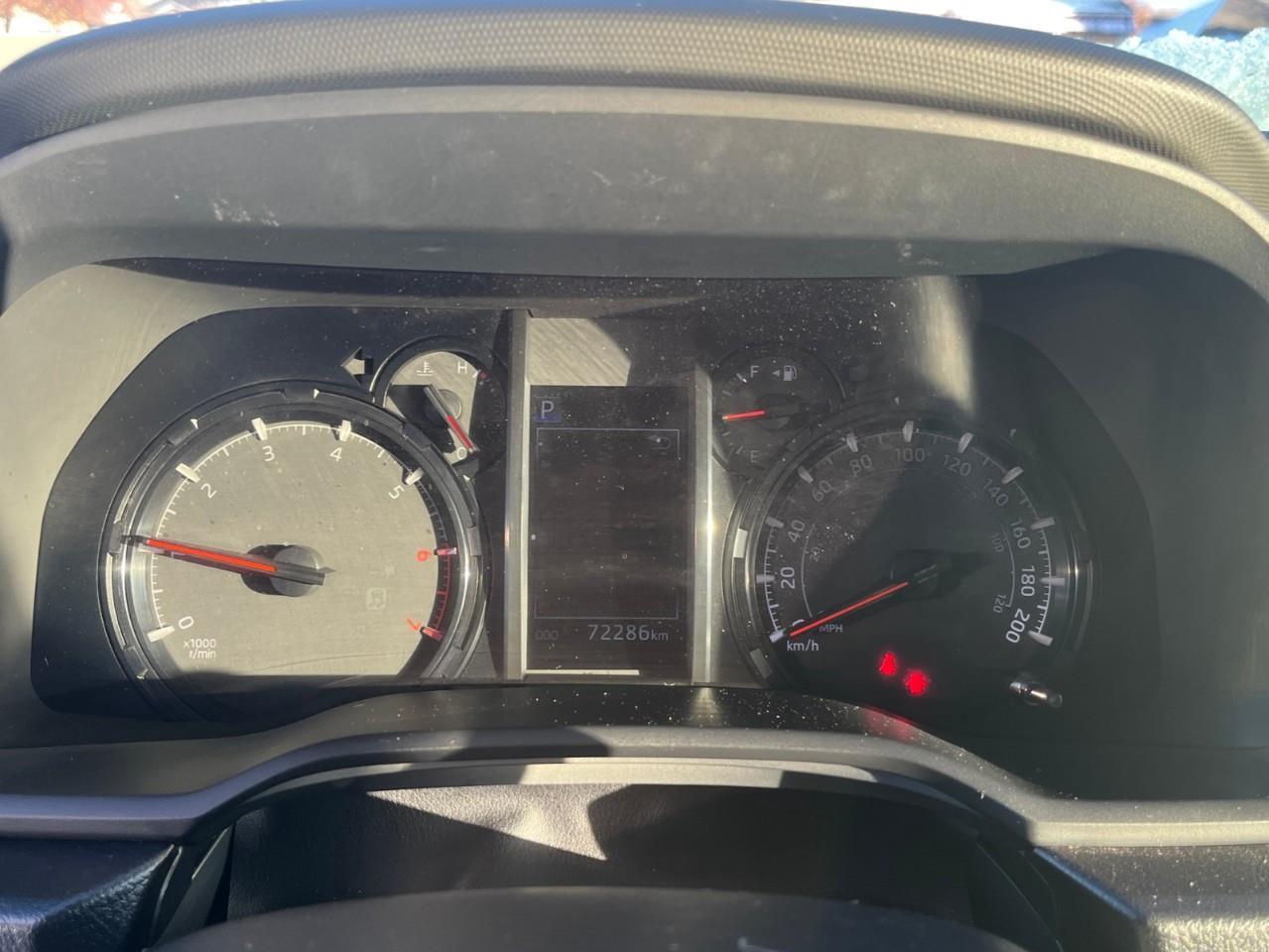 2024 Toyota 4Runner BASE SR5 7PASS LEATHER AND SUNROOF Photo