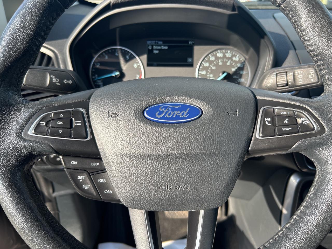 2018 Ford EcoSport SE AWD/NAV/SUNROOF CALL NAPANEE 613-354-2100 Photo