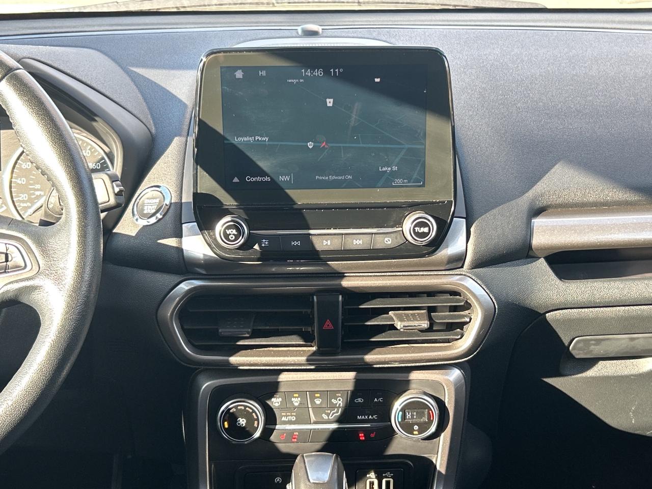 2018 Ford EcoSport SE AWD/NAV/SUNROOF CALL NAPANEE 613-354-2100 Photo