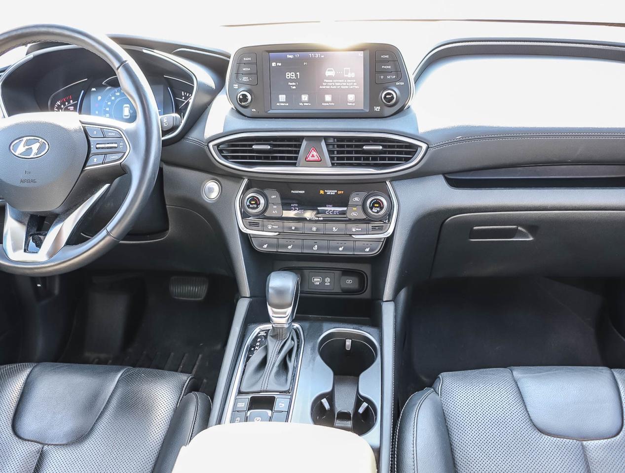 2020 Hyundai Santa Fe LUXURY   SNOW TIRES INCLUDED   2 KEYS   PANO ROOF Photo