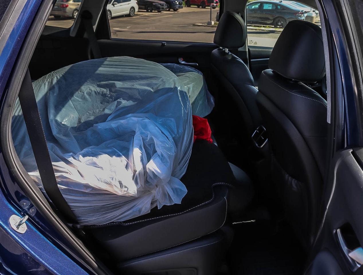 2020 Hyundai Santa Fe LUXURY   SNOW TIRES INCLUDED   2 KEYS   PANO ROOF Photo