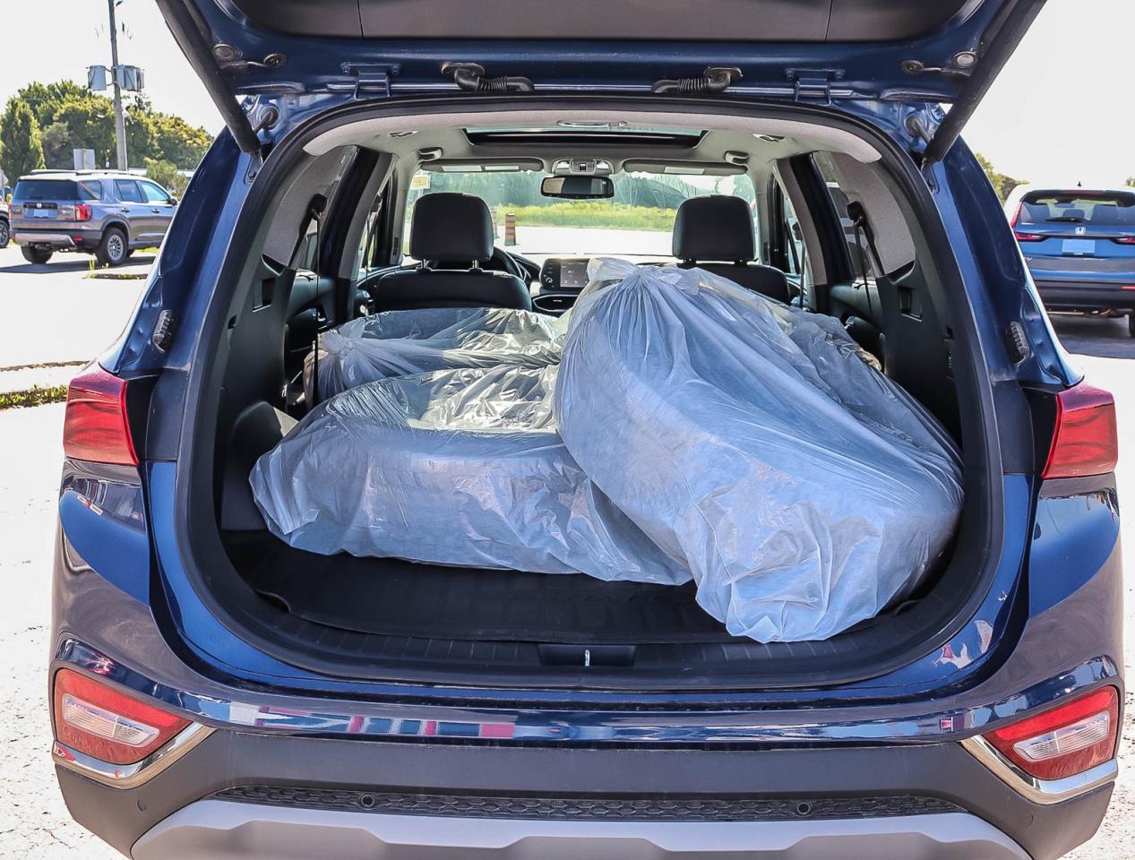 2020 Hyundai Santa Fe LUXURY   SNOW TIRES INCLUDED   2 KEYS   PANO ROOF Photo