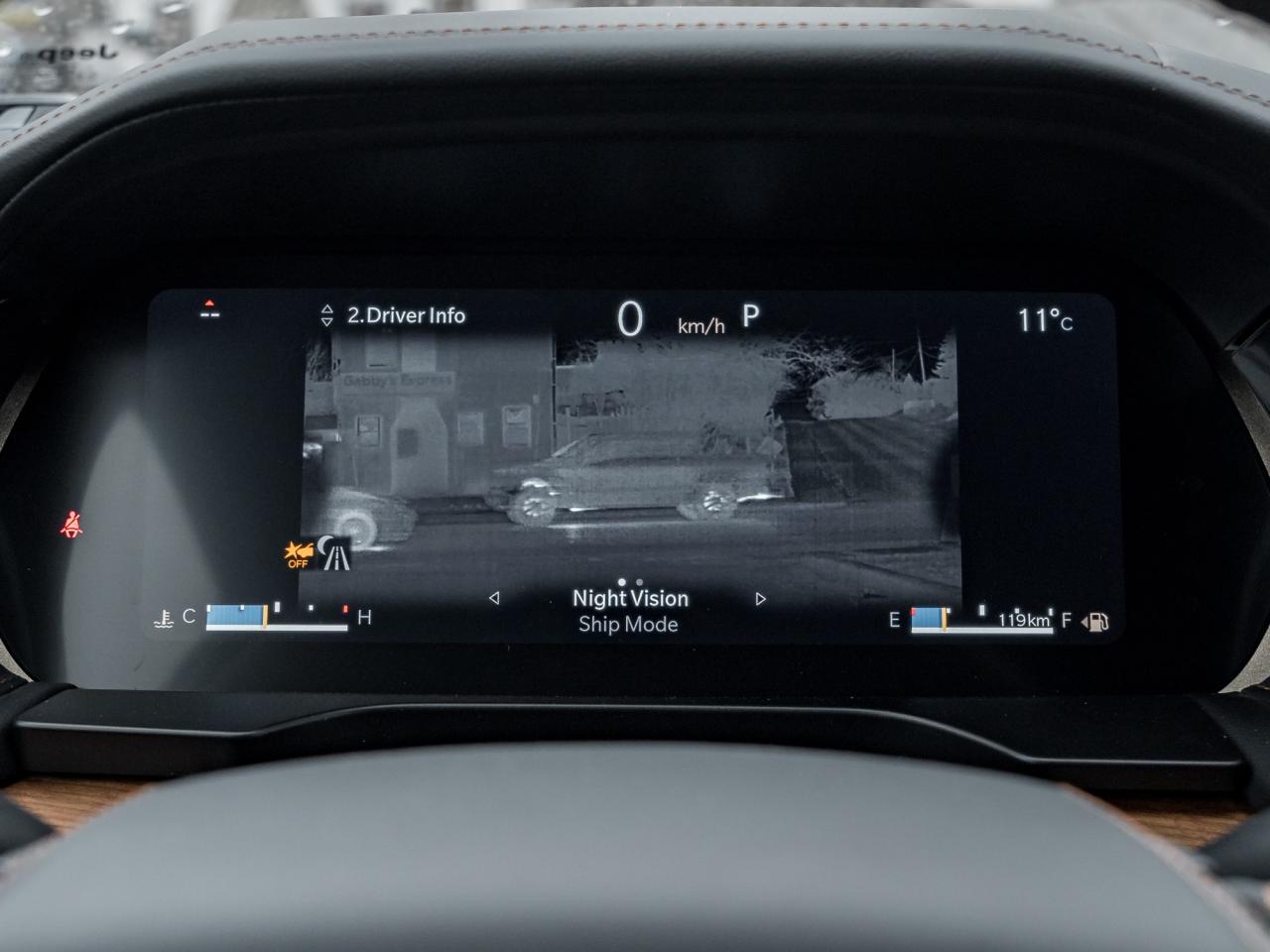 2025 Jeep Grand Cherokee Summit Reserve 4x4 Photo