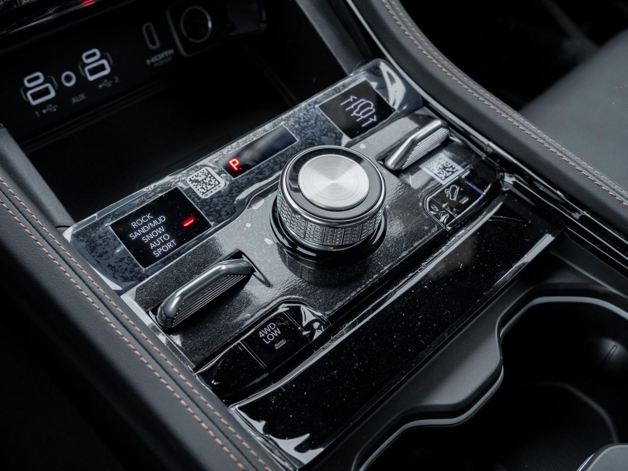 2025 Jeep Grand Cherokee Summit Reserve 4x4 Photo