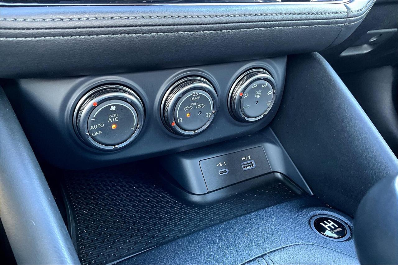 2024 Nissan Z Performance   Navigation   Heated Leather Seats Photo