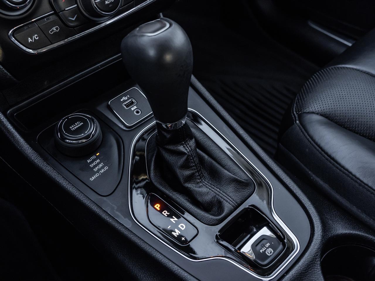 2020 Jeep Cherokee Limited 4X4 Photo