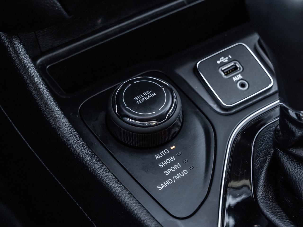 2020 Jeep Cherokee Limited 4X4 Photo