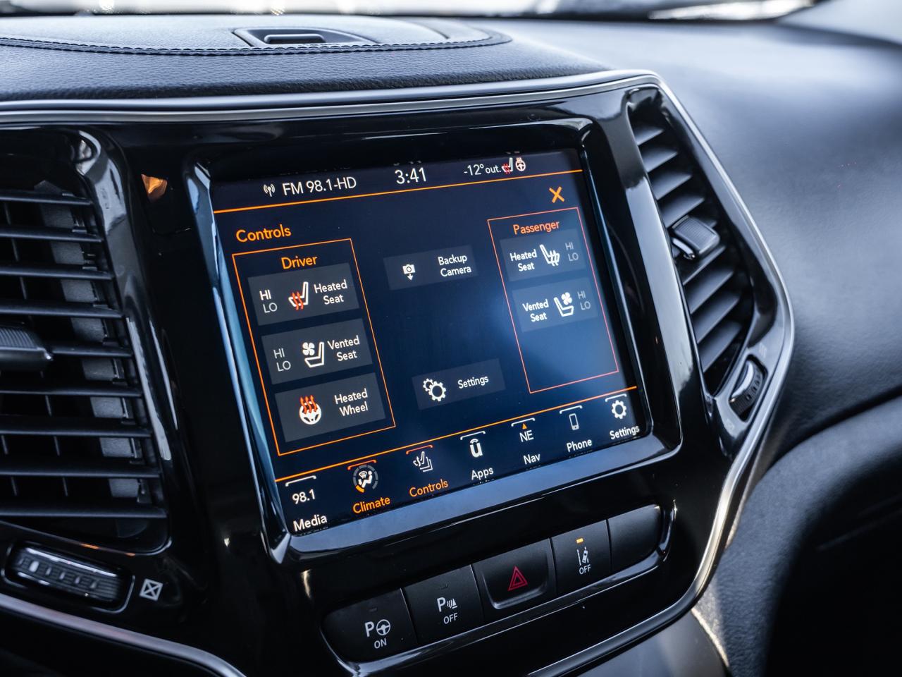 2020 Jeep Cherokee Limited 4X4 Photo