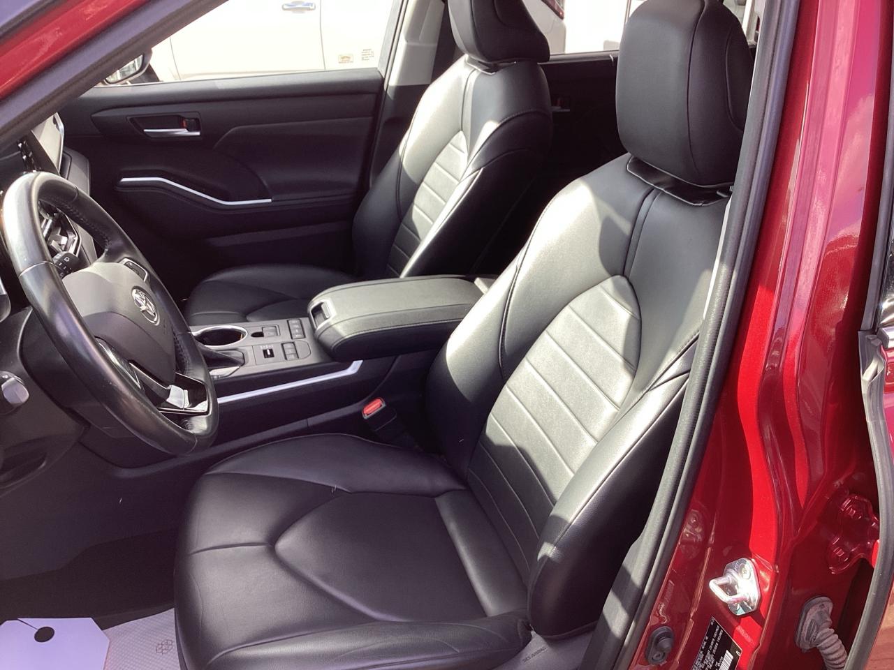 2020 Toyota Highlander XLE AWD Photo