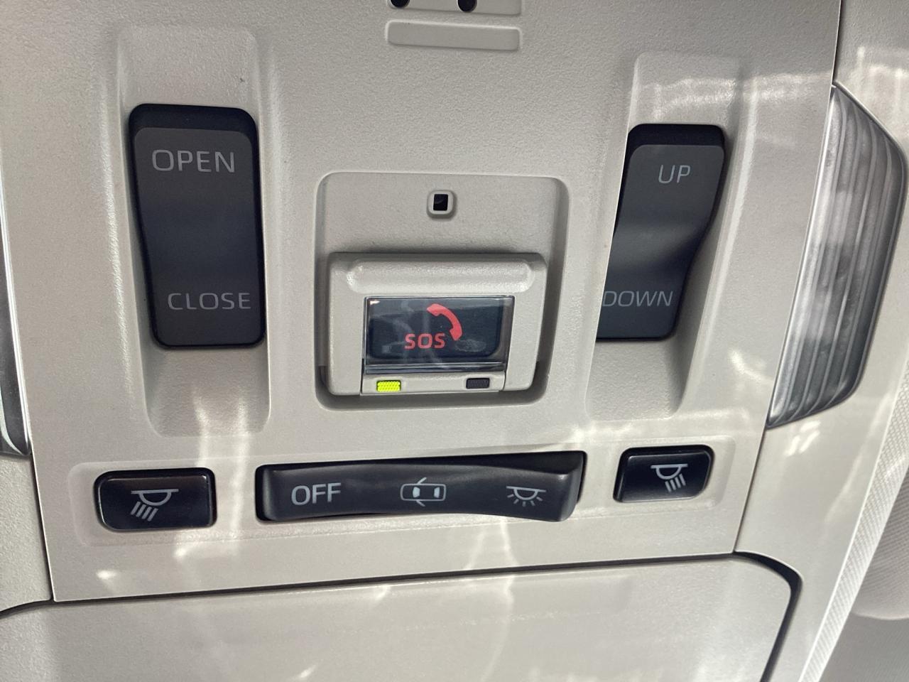 2020 Toyota Highlander XLE AWD Photo