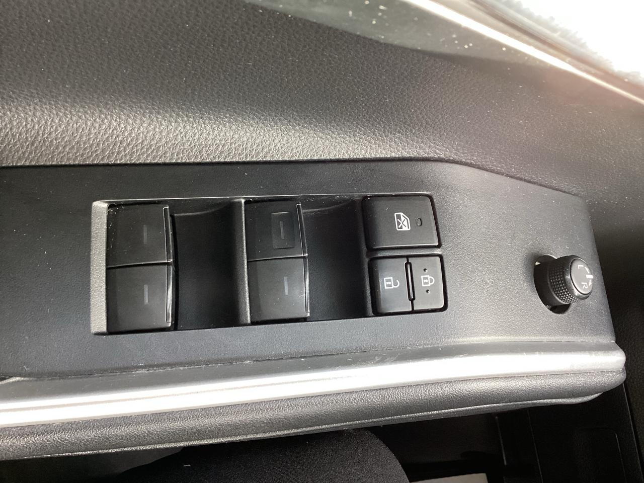 2020 Toyota Highlander XLE AWD Photo