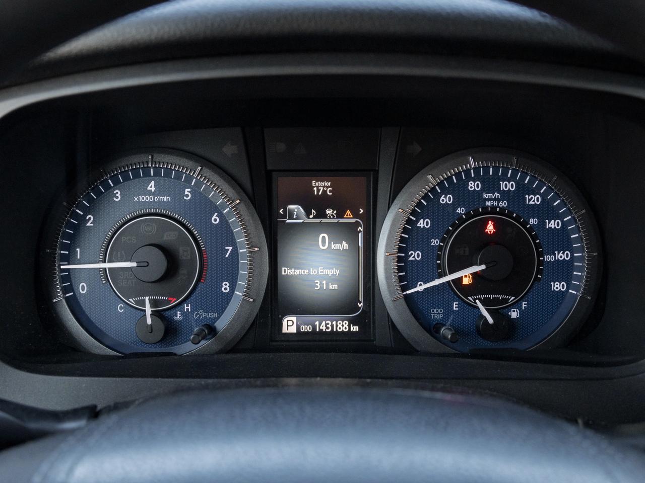 2018 Toyota Sienna LE 7-Passenger AWD Photo