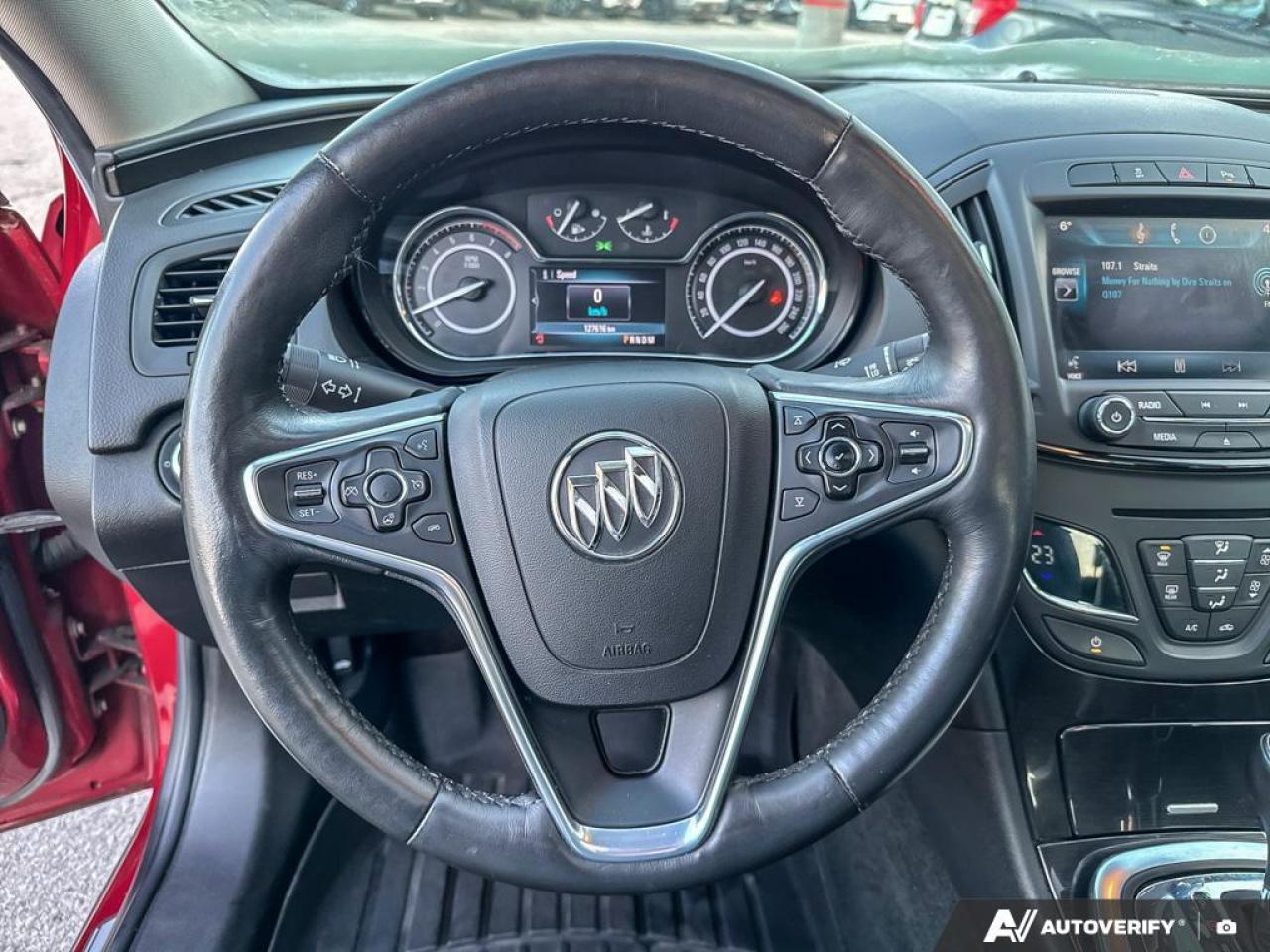 2014 Buick Regal Premium II AWD   ONE OWNER   LOW KM   SUNROOF Photo