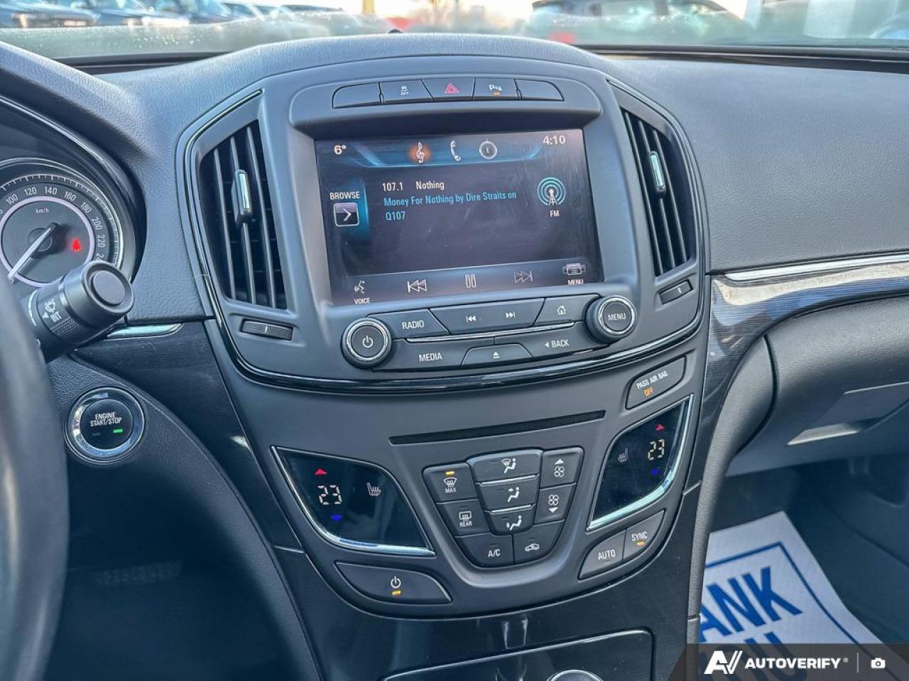 2014 Buick Regal Premium II AWD   ONE OWNER   LOW KM   SUNROOF Photo