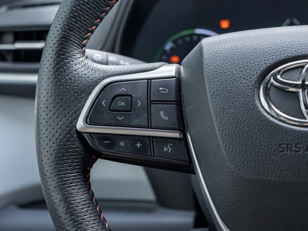 2022 Toyota Sienna XSE 7-Passenger AWD  NAVI  ROOF Photo