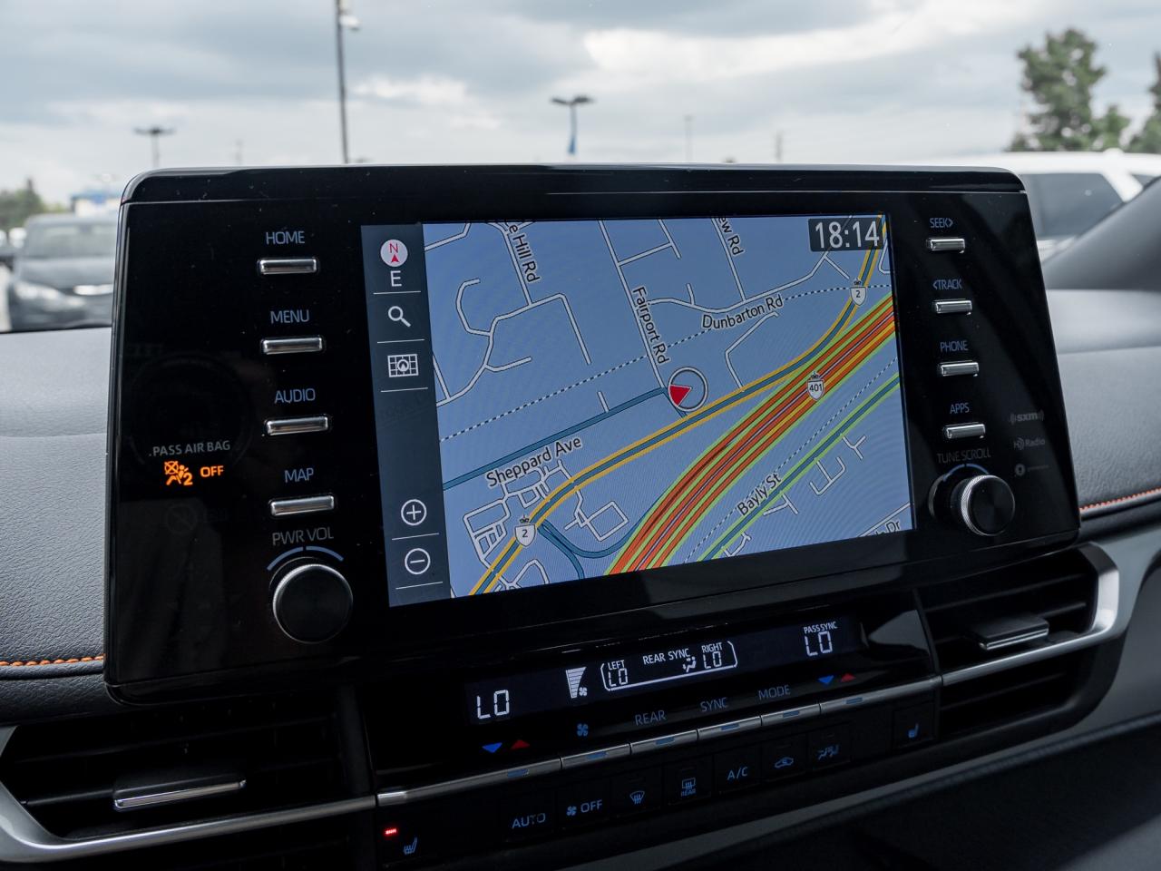 2022 Toyota Sienna XSE 7-Passenger AWD  NAVI  ROOF Photo