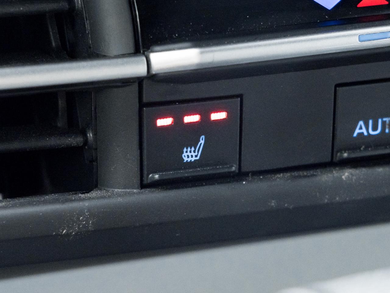 2022 Toyota Sienna XSE 7-Passenger AWD  NAVI  ROOF Photo