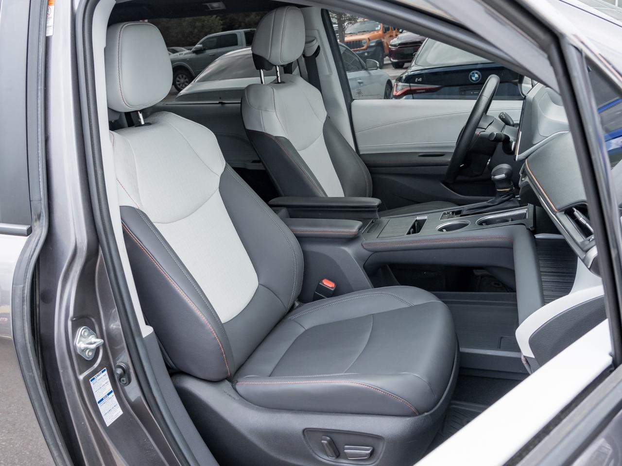 2022 Toyota Sienna XSE 7-Passenger AWD  NAVI  ROOF Photo