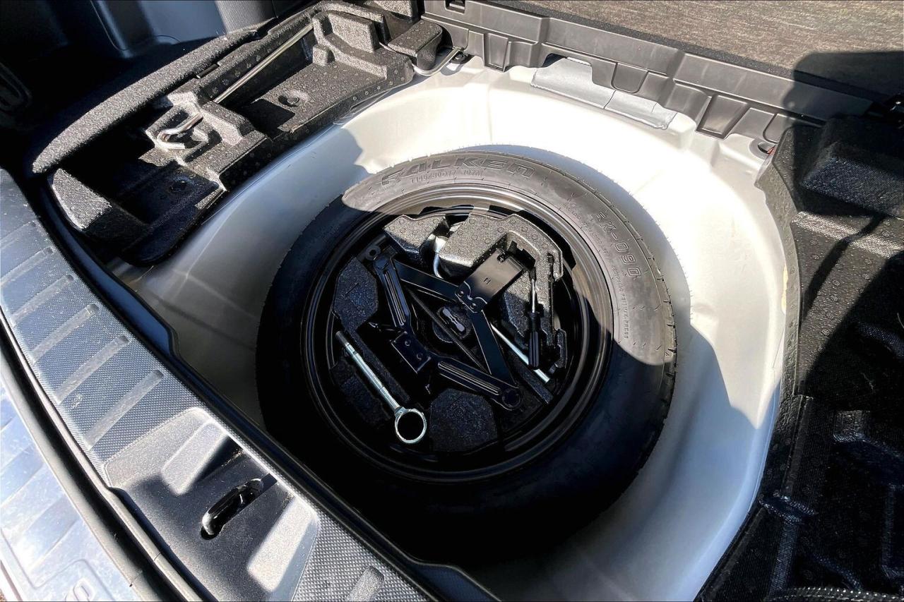 2024 Subaru Forester PREMIER AWD   TOP OF LINE   ACCIDENT FREE   NAVI Photo