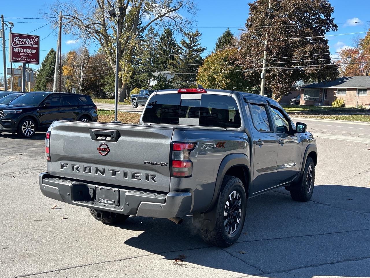 2023 Nissan Frontier PRO-4X FULLY LOADED!!! CALL NAPANEE 613-354-2100 Photo