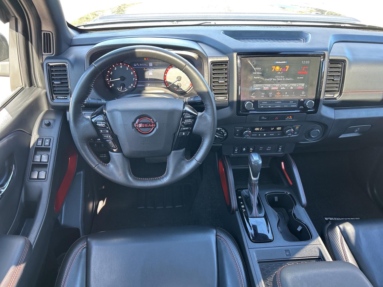 2023 Nissan Frontier PRO-4X FULLY LOADED!!! CALL NAPANEE 613-354-2100 Photo