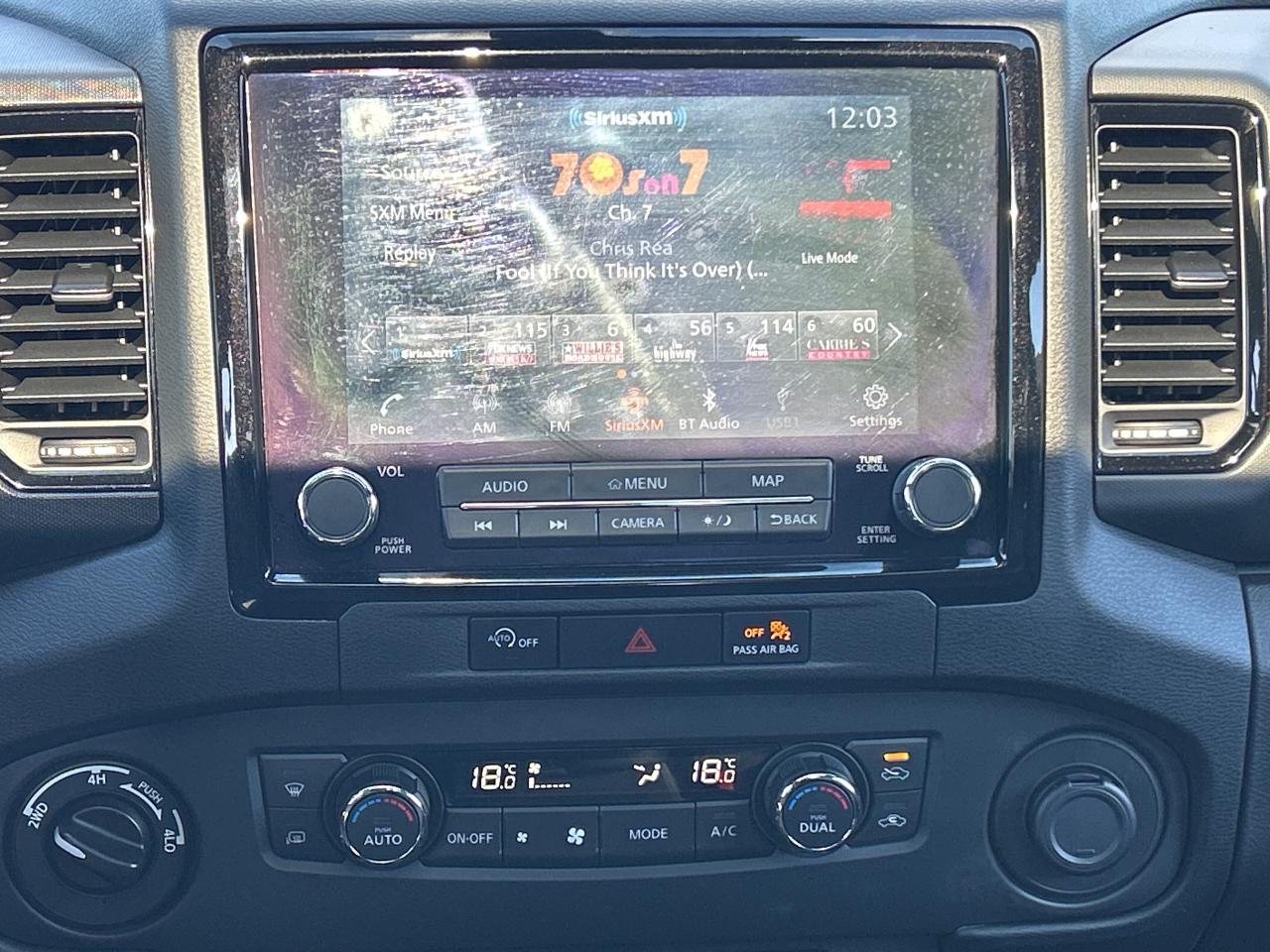 2023 Nissan Frontier PRO-4X FULLY LOADED!!! CALL NAPANEE 613-354-2100 Photo