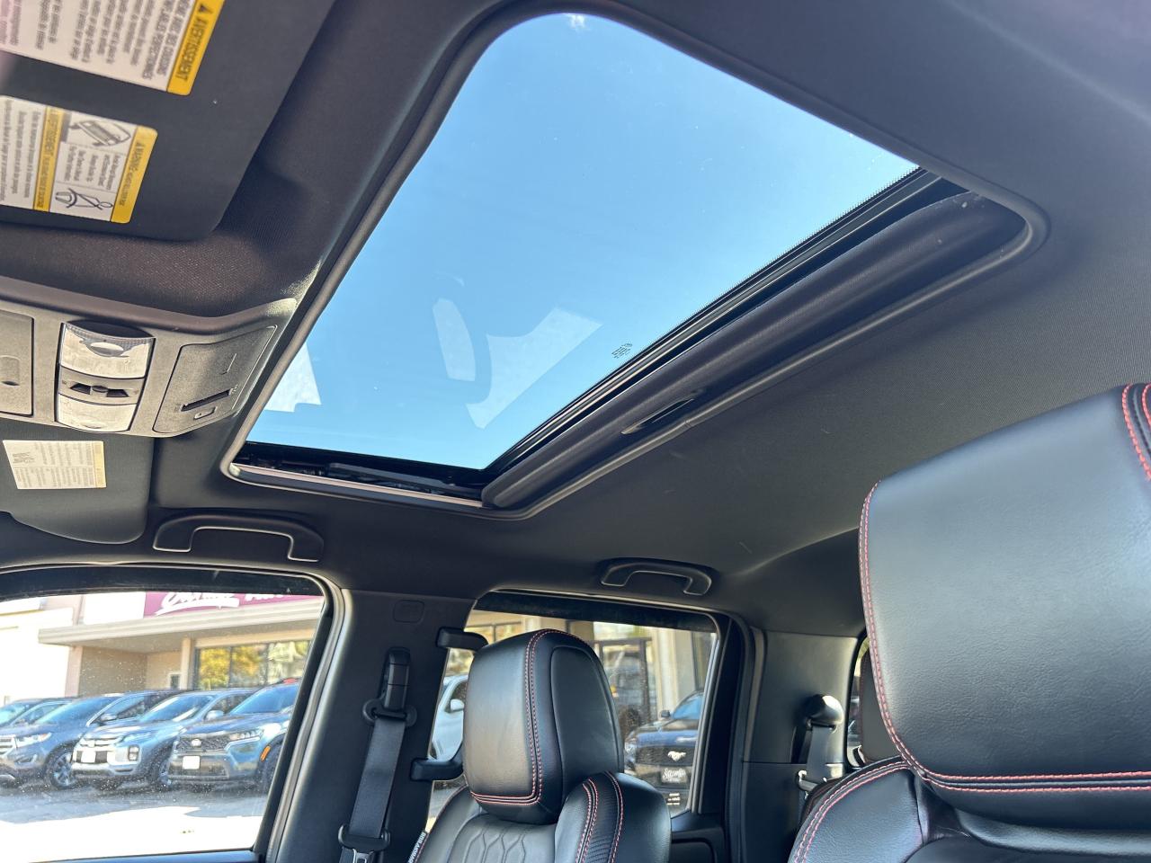 2023 Nissan Frontier PRO-4X FULLY LOADED!!! CALL NAPANEE 613-354-2100 Photo