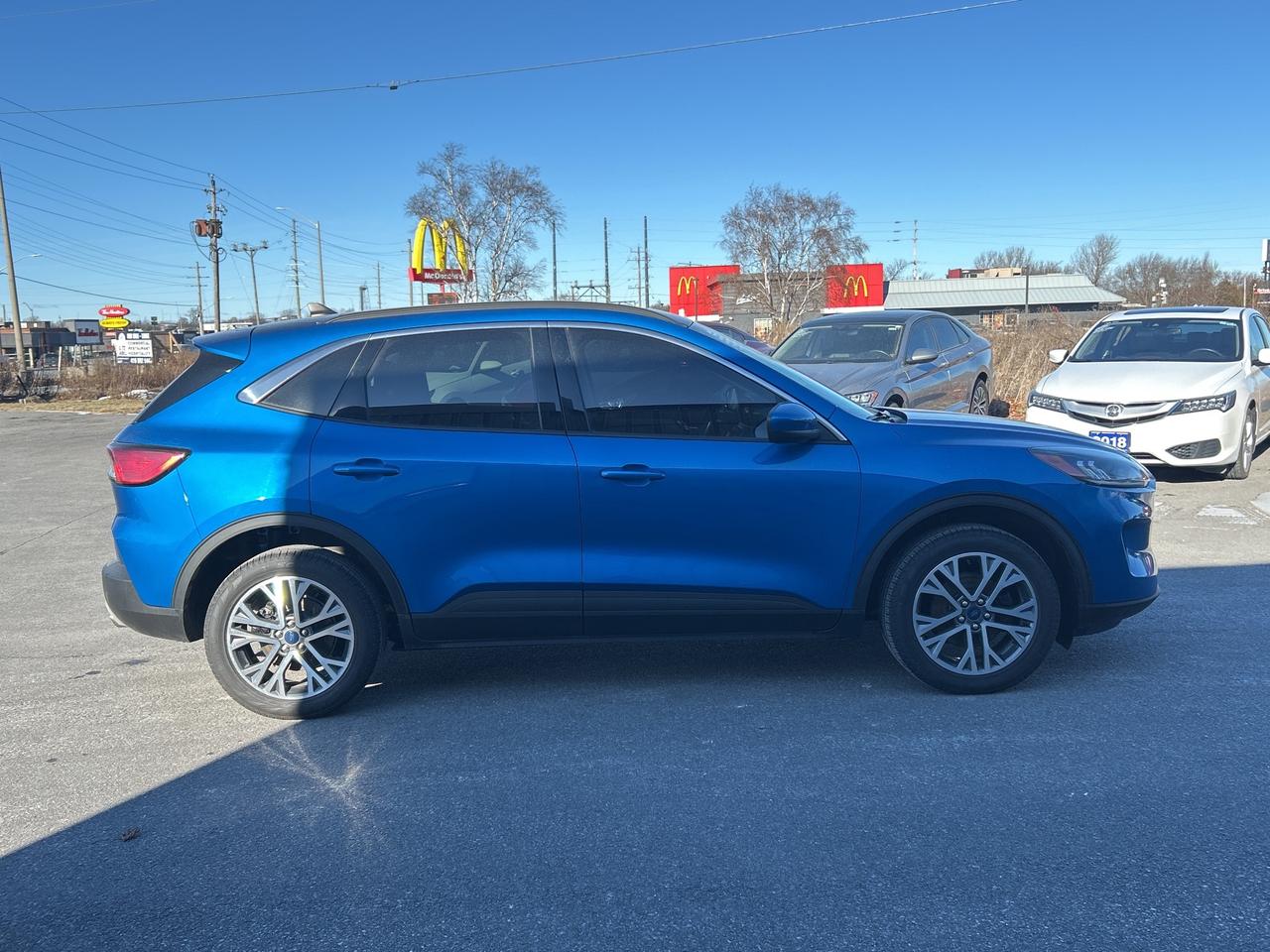 2021 Ford Escape SEL AWD/LEATHER/NAV/PANO SUNROOF CALL NAPANEE Photo