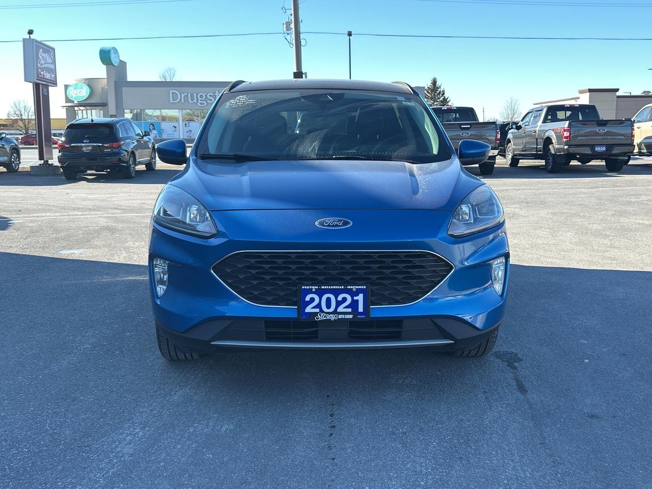 2021 Ford Escape SEL AWD/LEATHER/NAV/PANO SUNROOF CALL NAPANEE Photo