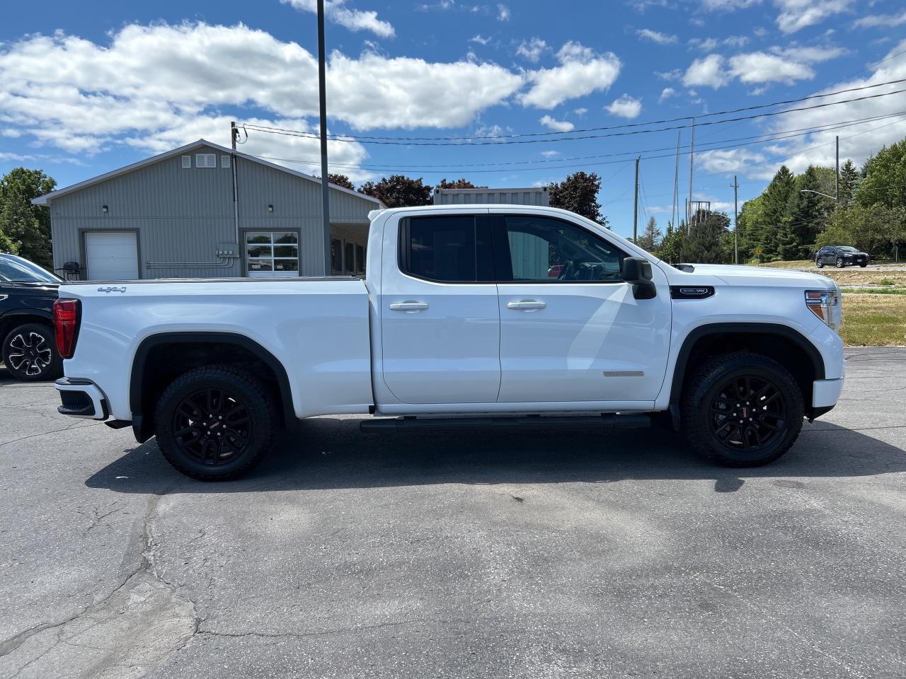 2019 GMC Sierra 1500 Elevation 5.3L/4X4 CALL NAPANEE 613-354-2100 Photo